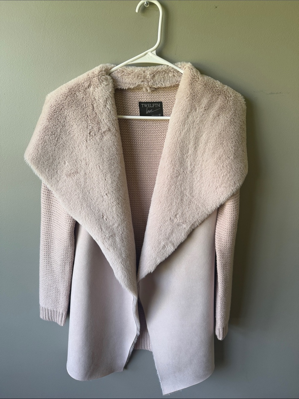 Women's Cream Faux-Fur Collar Open Cardigan